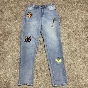 Hot Topic Sailor Moon Embroidered Mom Jeans Size 3